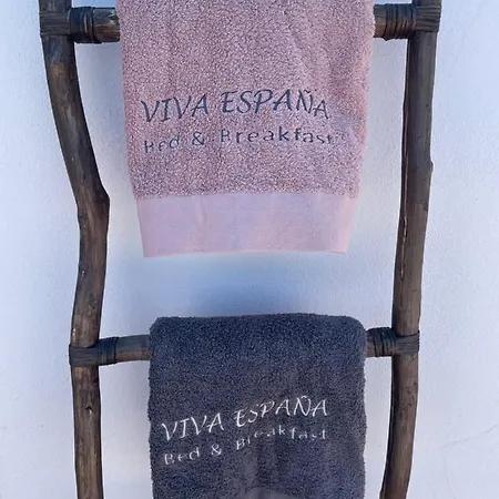 Viva Espana Couette-café 3*